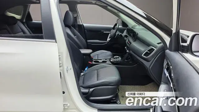 Kia Seltos 2022 — Photo 25/38