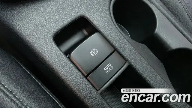 Kia Seltos 2022 — Photo 11/38