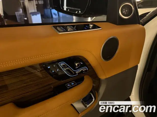 Land Rover Range Rover 2018 — Фото 9/17