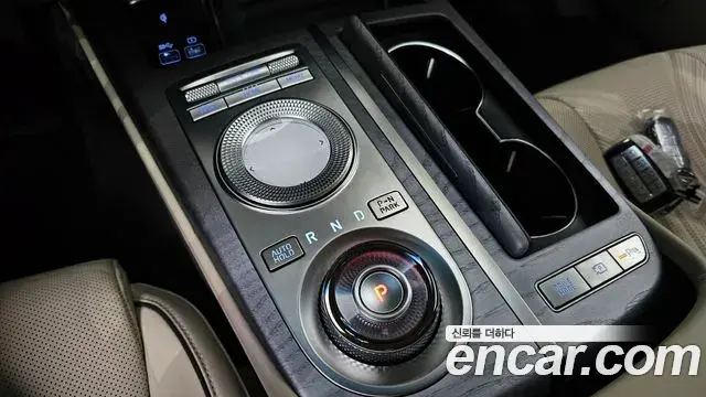 Genesis Electrified G80 2021 — Photo 9/20