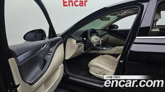 Genesis Electrified G80 2021 — Photo 10/20
