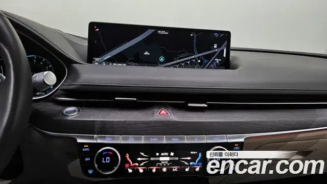 Genesis Electrified G80 2021 — Photo 14/20