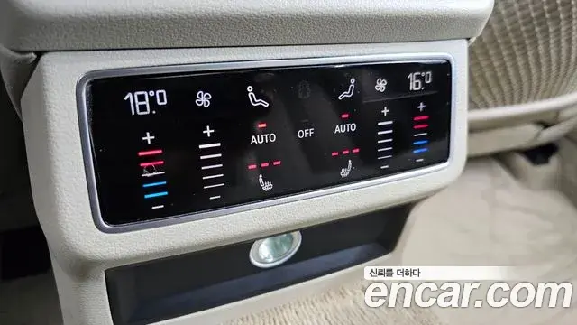 Audi A6 2020 — Фото 19/20
