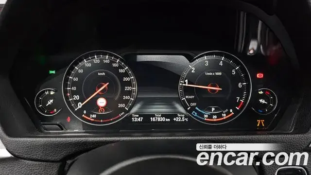 BMW 3 Series 2018 — Фото 8/20