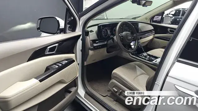 Kia Carnival 2020 — Фото 10/20