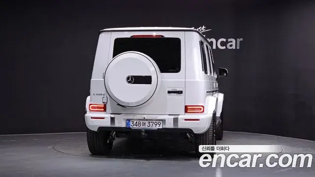 Mercedes-Benz G-Class 2025 — Фото 4/20