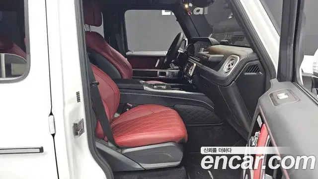 Mercedes-Benz G-Class 2025 — ფოტო 17/36