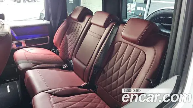 Mercedes-Benz G-Class 2025 — ფოტო 35/36