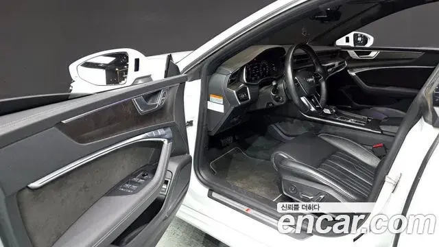 Audi A7 2020 — Фото 10/20
