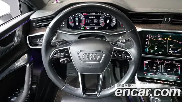 Audi A7 2020 — Фото 14/20