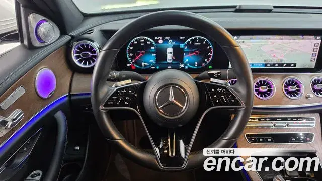Mercedes-Benz E-Class 2020 — Фото 14/20