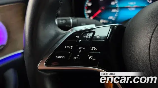 Mercedes-Benz E-Class 2020 — Фото 17/20