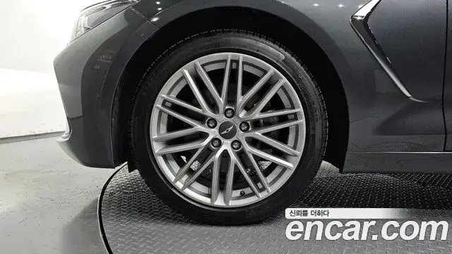 Genesis G70 2019 — Şəkil 18/20