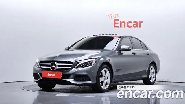 Mercedes-Benz C-Class 2018 — Фото 1/20