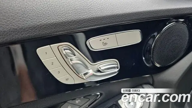 Mercedes-Benz C-Class 2018 — Фото 17/20