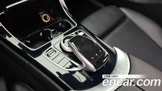 Mercedes-Benz C-Class 2018 — Фото 18/20