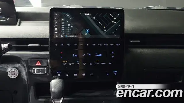 Hyundai Staria 2023 — Фото 14/20