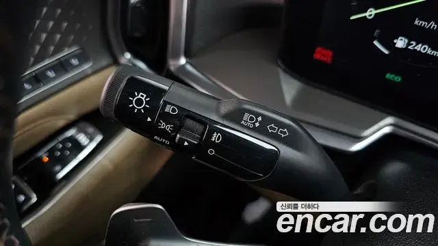 Kia Sorento 2025 — ფოტო 18/39