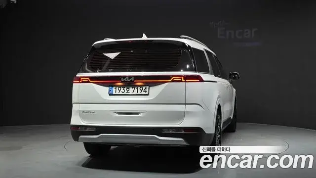 Kia Carnival 2022 — Фото 4/20