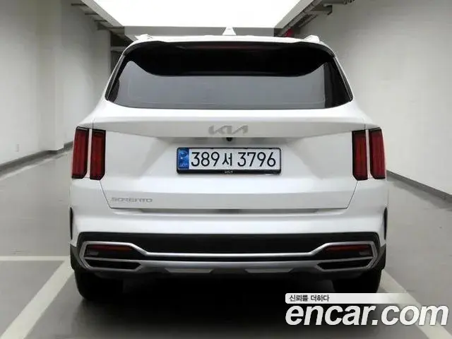 Kia Sorento 2023 — Фото 2/20