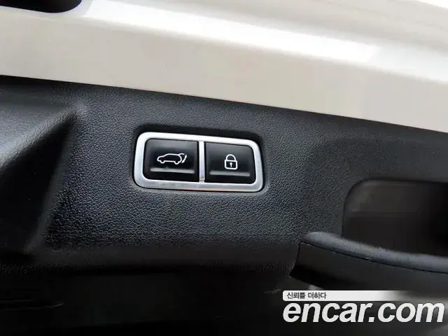 Kia Sorento 2023 — Фото 13/20
