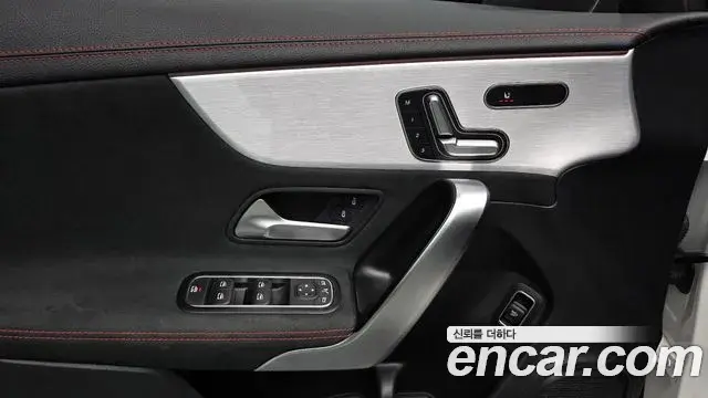 Mercedes-Benz CLA-Class 2023 — Фото 19/20