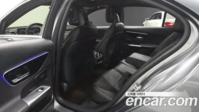 Mercedes-Benz C-Class 2023 — Фото 11/20