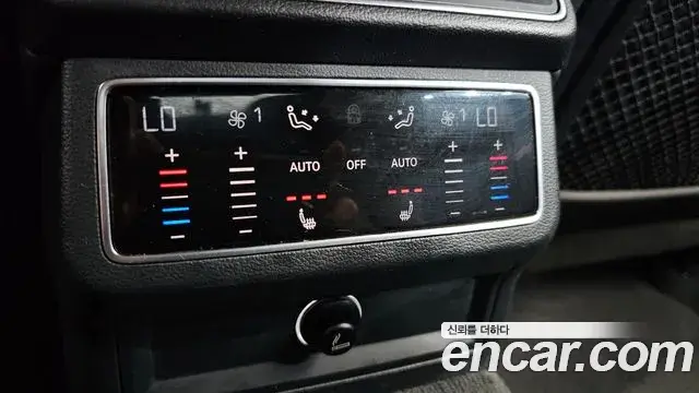 Audi A6 2020 — Фото 19/20