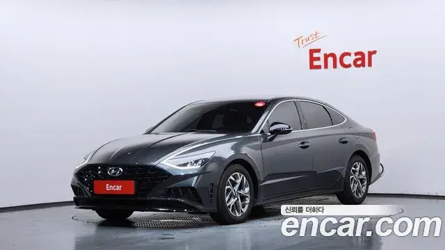 Hyundai Sonata 2022 — Фото 1/20