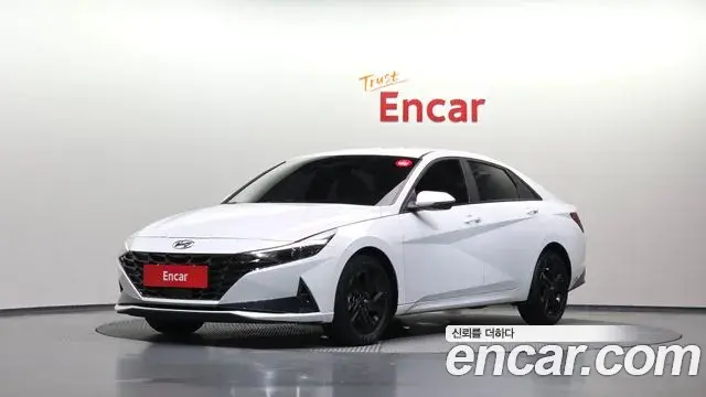 Hyundai Avante 2022 — Фото 1/20