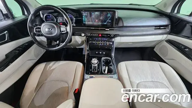 Kia Carnival 2021 — Фото 7/20