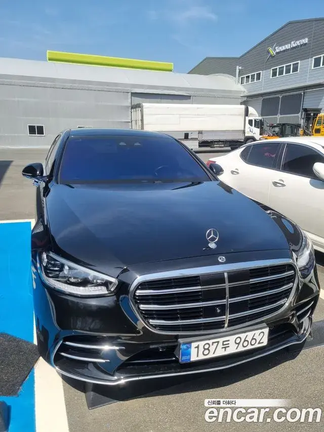 Mercedes-Benz S-Class 2021 — Фото 1/9