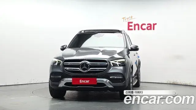 Mercedes-Benz GLE-Class 2021 — Фото 3/20