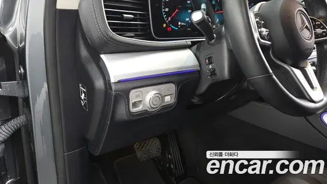 Mercedes-Benz GLE-Class 2021 — Фото 13/20
