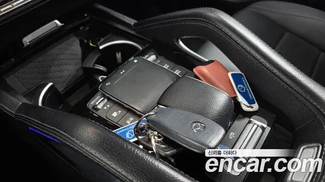 Mercedes-Benz GLE-Class 2021 — Фото 17/20