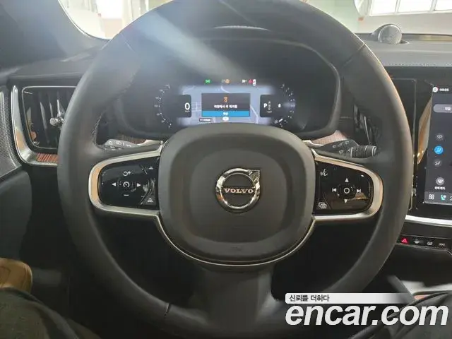 Volvo V60 Cross Country 2026 — Şəkil 13/18