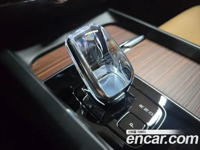 Volvo V60 Cross Country 2026 — Şəkil 10/18
