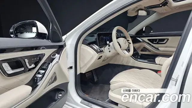 Mercedes-Benz S-Class 2023 — Фото 10/20