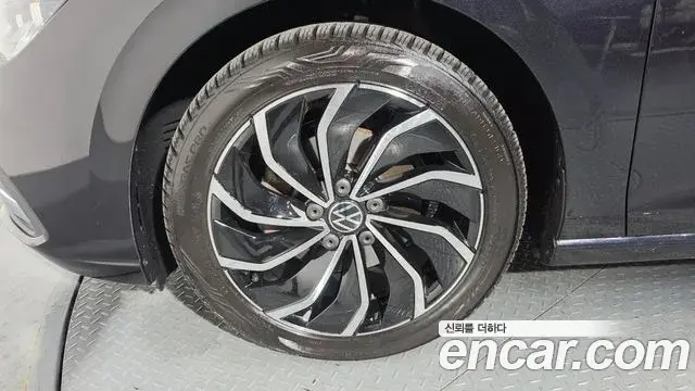 Volkswagen Golf 2022 — Şəkil 6/35