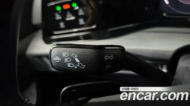 Volkswagen Golf 2022 — Şəkil 23/35