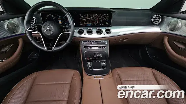 Mercedes-Benz E-Class 2021 — Фото 10/20