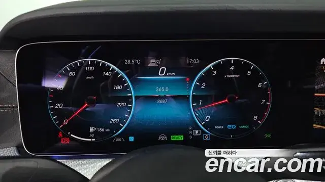 Mercedes-Benz E-Class 2021 — Фото 7/20