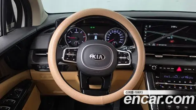 Kia Carnival 2021 — Фото 13/20