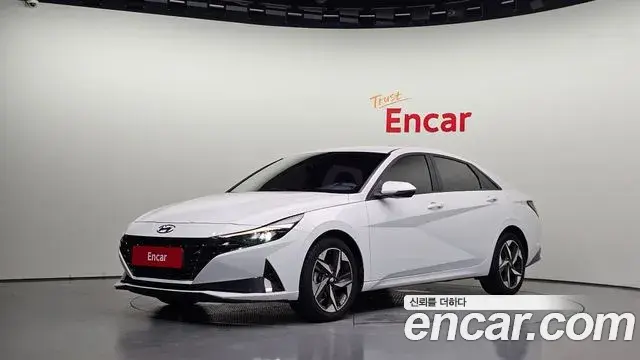 Hyundai Avante 2021 — Фото 1/20