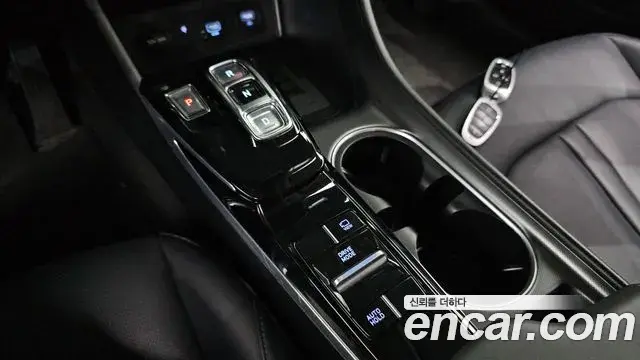 Hyundai Sonata 2020 — Фото 9/20