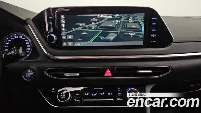 Hyundai Sonata 2020 — Фото 13/20