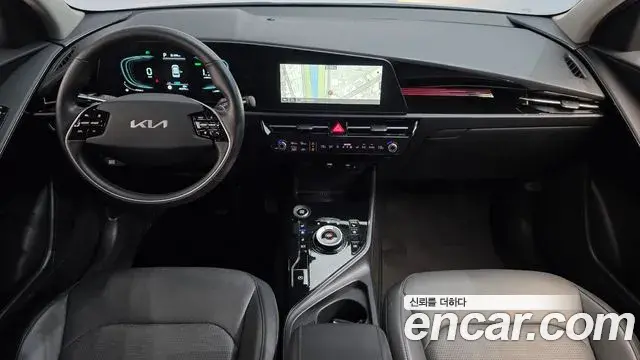 Kia Niro 2023 — Фото 7/20