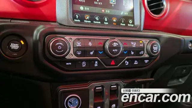 Jeep Wrangler 2022 — Фото 11/20