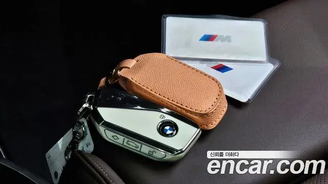 BMW X1 2023 — Фото 18/20