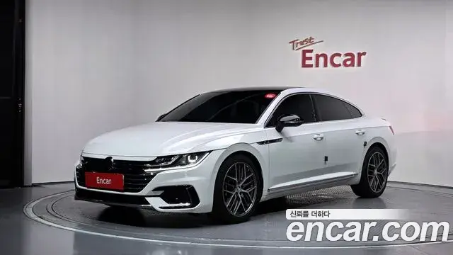 Volkswagen Arteon 2019 — Фото 1/20